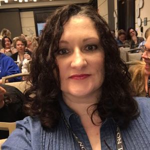 Meet your Posher, Taryn leanne